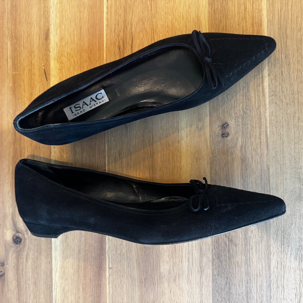 Isaac Mizrahi Women 7‎ Black Suede Pointed Toe Bow Flats Italy Classic Designer